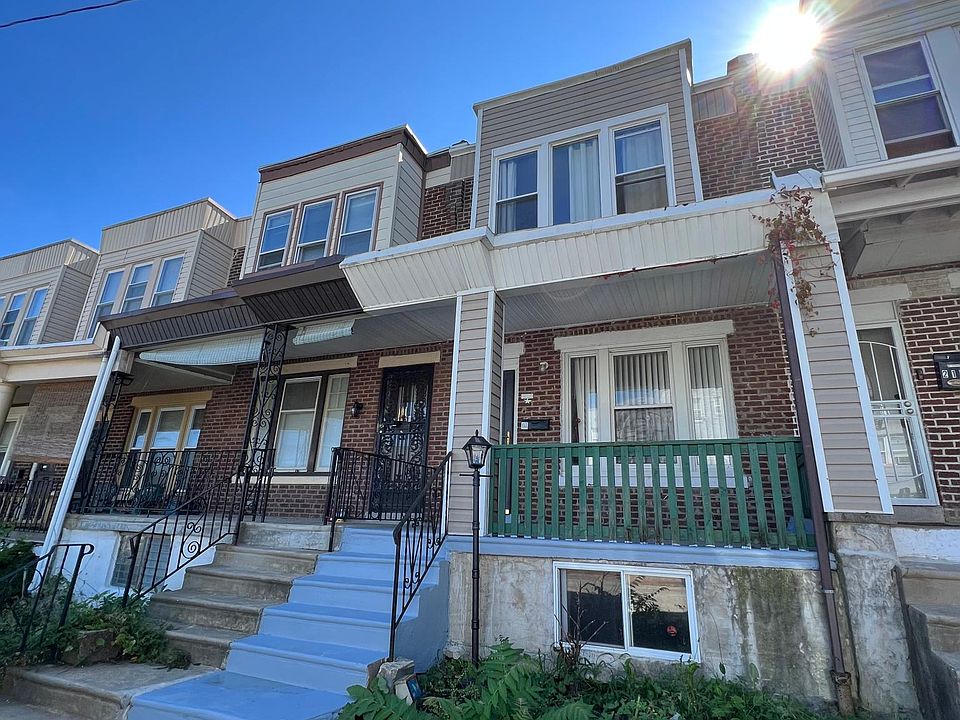 1st image of 218 E Dorset St