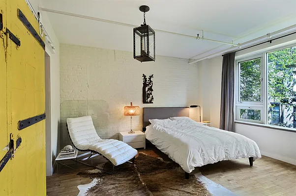 Sold by Corcoran | media 12