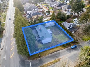 9387 156th St, Surrey, BC V3R4L1