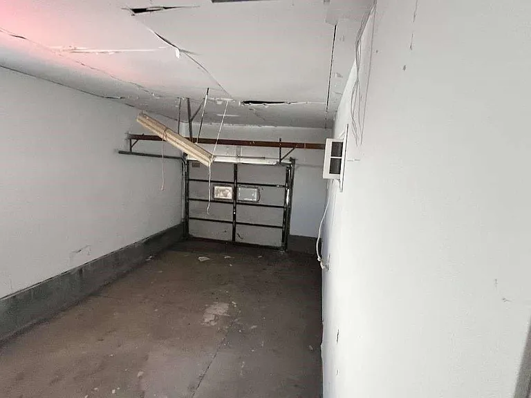 917 Nelson St — Photo 14