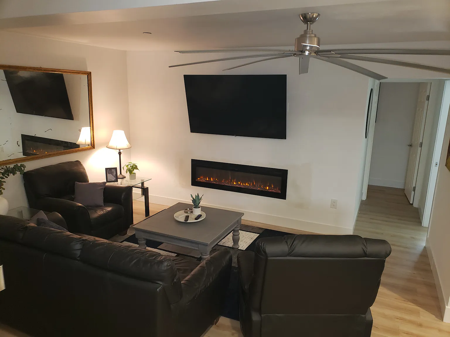 237 S Clementine St — Photo 4