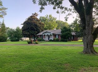 2118 Briar Ridge Rd, Tupelo, MS 38804