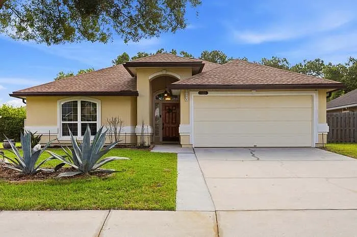 385 Whisper Ridge Dr — Photo 2