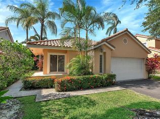 10055 NW 5th St, Plantation, FL 33324