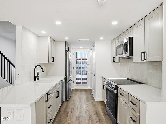 2nd image of 6150 N SCOTTSDALE Road #9