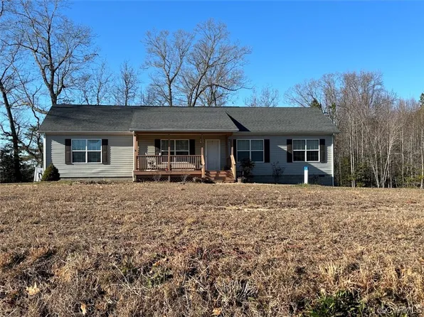 1406 Sharps Rd, Warsaw, VA 22572