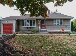 13 Sims Rd, Edison, NJ 08817