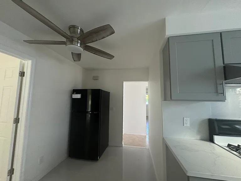 42 Amber St #1 — Photo 3