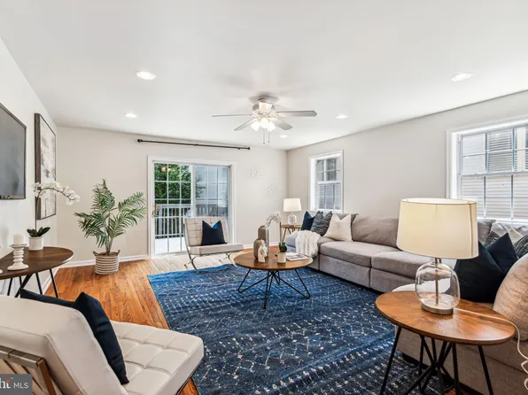 283 Fountain St #A, Philadelphia, PA 19128
