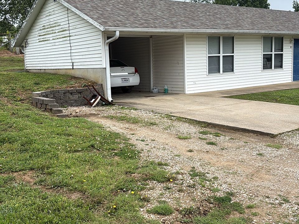 2nd image of 36 Southwest County Rd