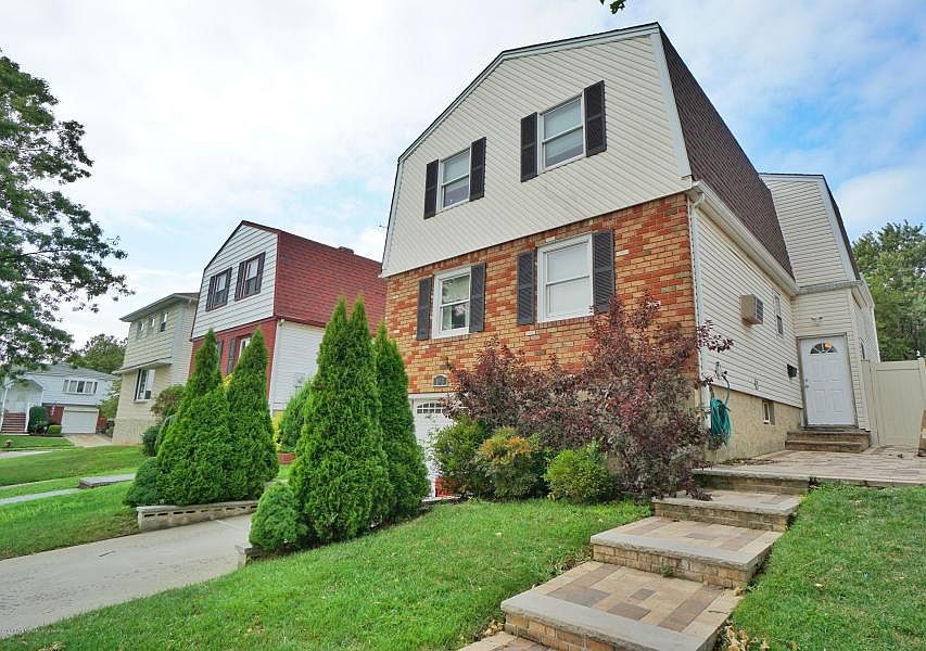 1st image of 193 Genesee Ave
