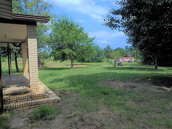 4th image of 219 County Road 2937