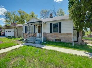 1160 Lealand Rd E, Saint Paul, MN 55109