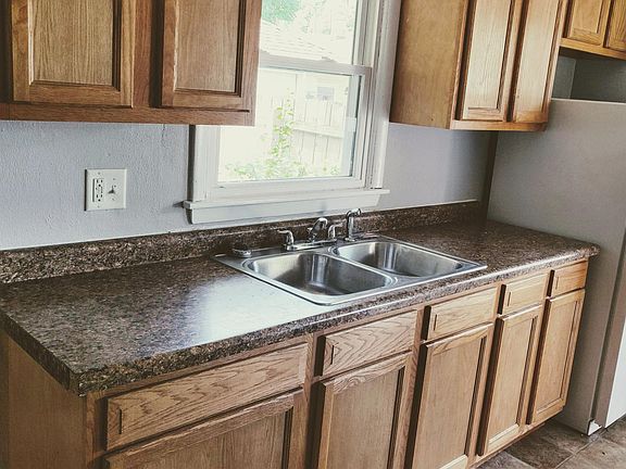 4th image of 2519 Heritage Ct