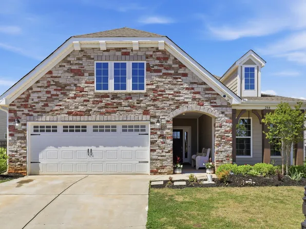 284 Double Crest Dr, Taylors, SC 29687
