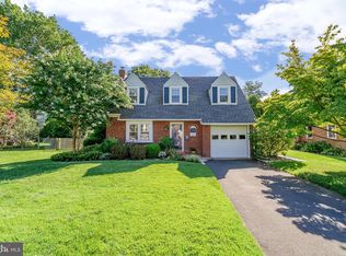 312 Willow Rd, Oreland, PA 19075