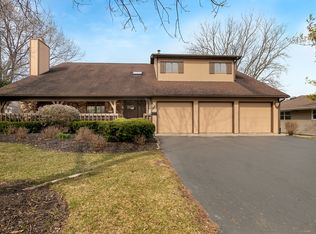 362 Beverly Rd, Barrington, IL 60010