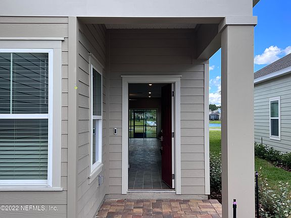 3rd image of 3972 Bloomfield Ct