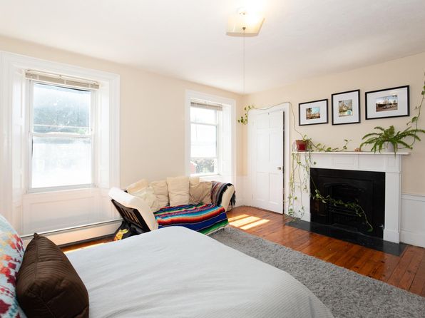 10 Mall St APT 2