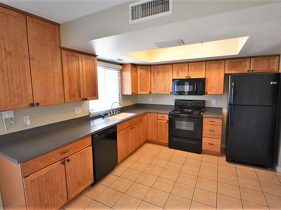 5th image of 4414 W Cathy Cir