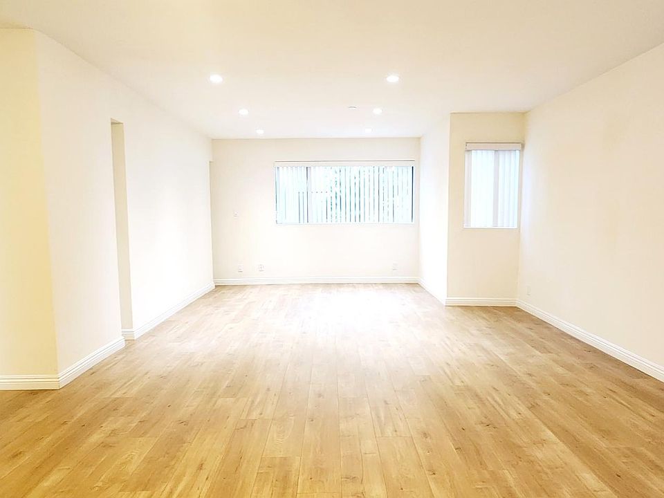 1st image of 1141 N Columbus Ave #4