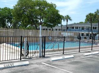 14531 Walsingham Rd, Largo, FL 33774