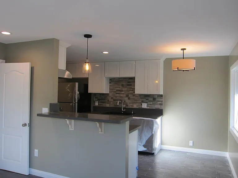 1320 N Michigan Ave #B — Photo 1