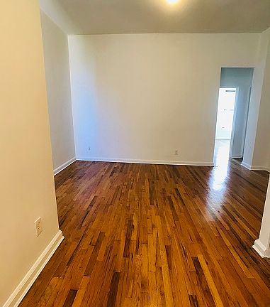 2nd image of 109 W 106th St #3R