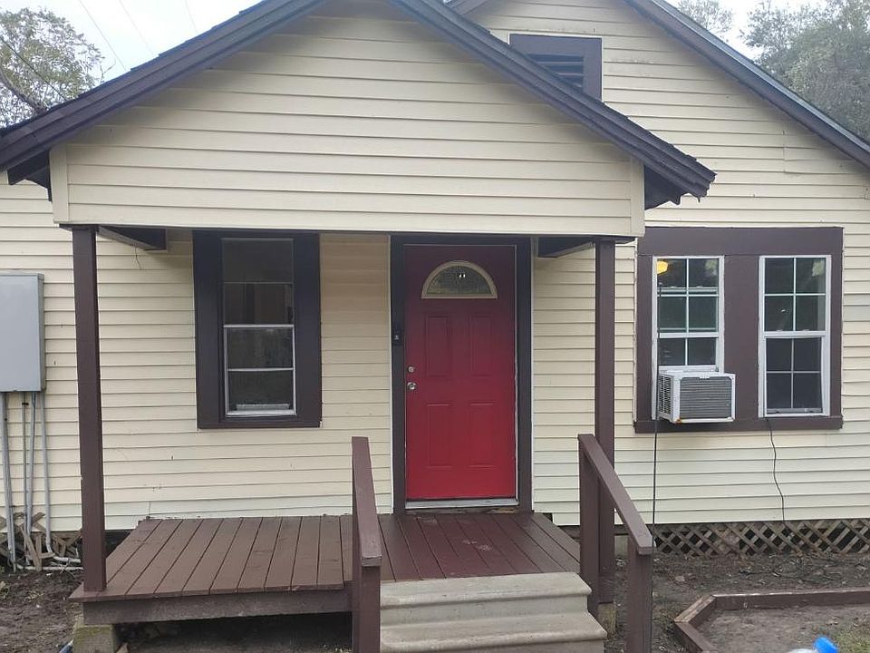 1st image of 414 E 2nd St