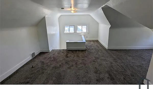 443 W Thornton St — Photo 7