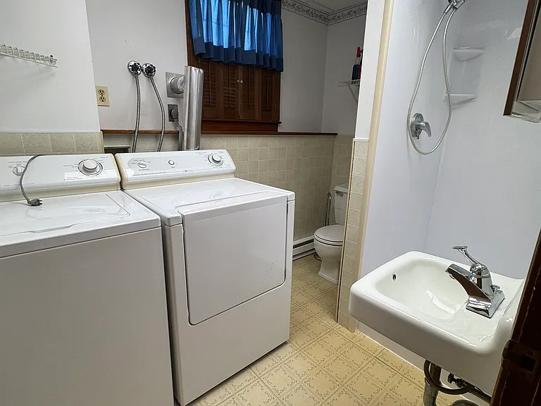 120 Mount Warner Rd — Photo 17