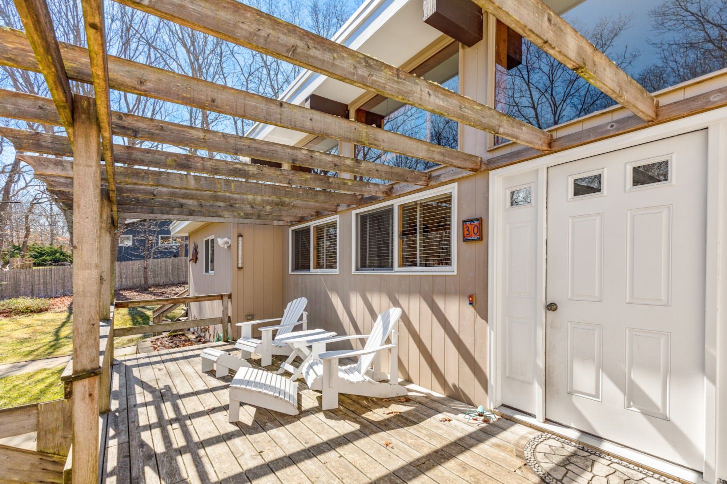  inviting front porch