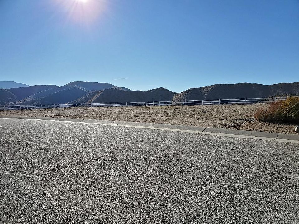 2nd image of 32160 Camino Canyon Rd