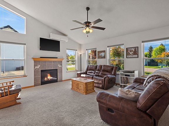 5th image of 11 Bruyer Way