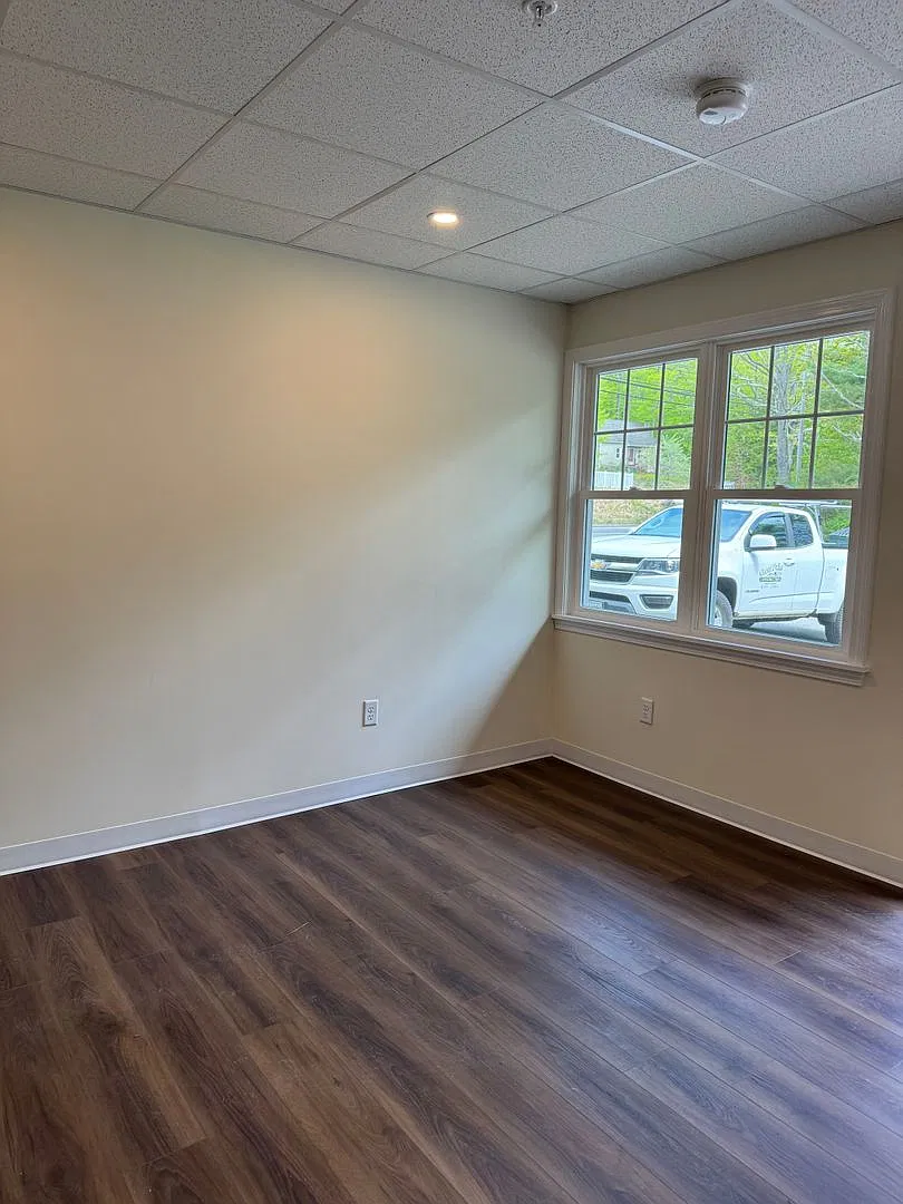 162 Narragansett Street — Photo 3