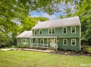 11 Cobblers Mill Rd, Sandy Hook, CT 06482