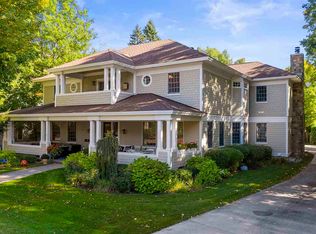 564 Arbor St, Harbor Springs, MI 49740