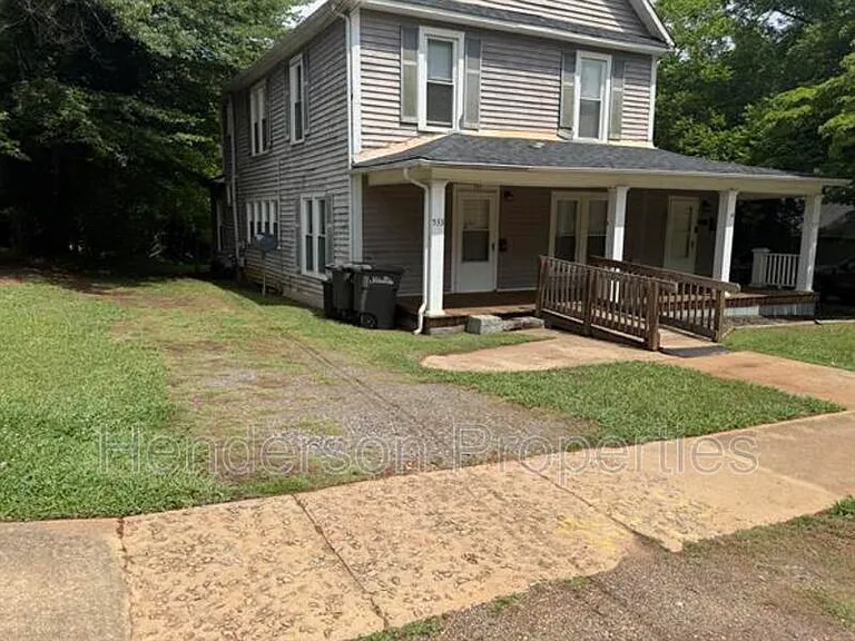 533 Stockton St — Photo 2
