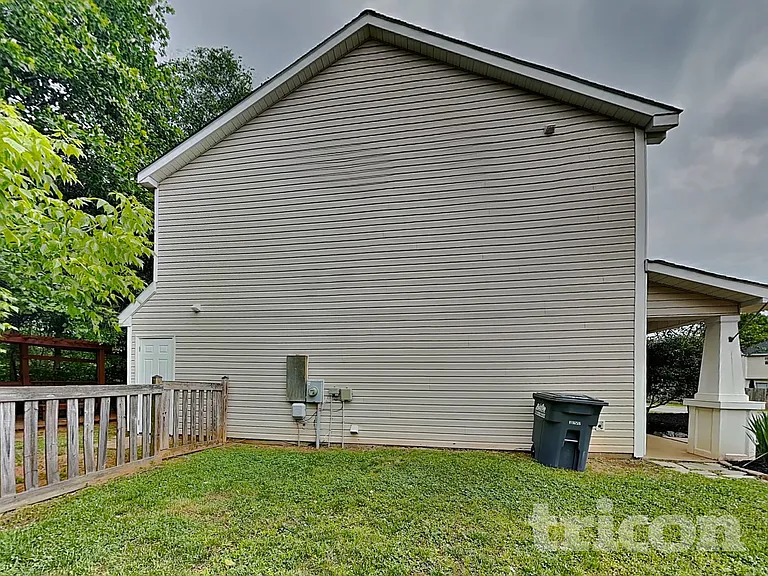 186 English Hills Dr — Photo 14