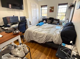 322 E 6th St APT 16, New York, NY 10003