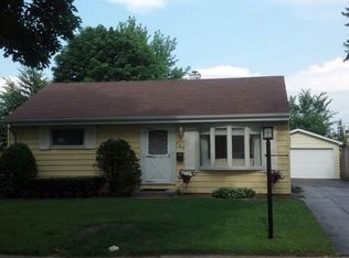 221 N William St, Mount Prospect, IL 60056