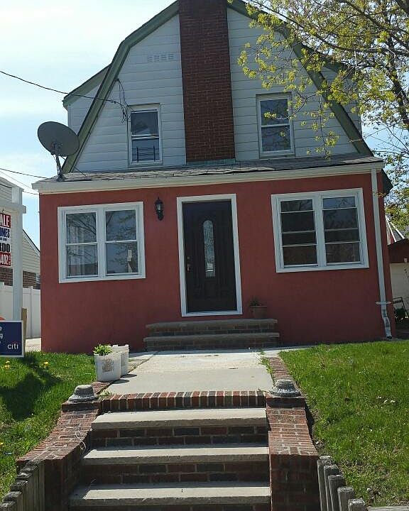 1st image of 137 80 Southgate St