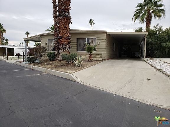 2nd image of 79 Desert Rose Dr
