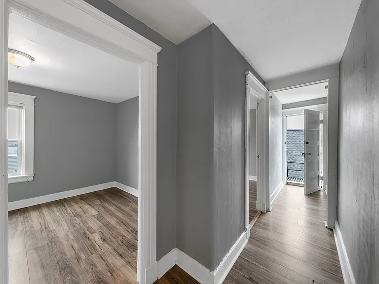 One and Two Bedroom Units with Tons of Natural Light! — Photo 15