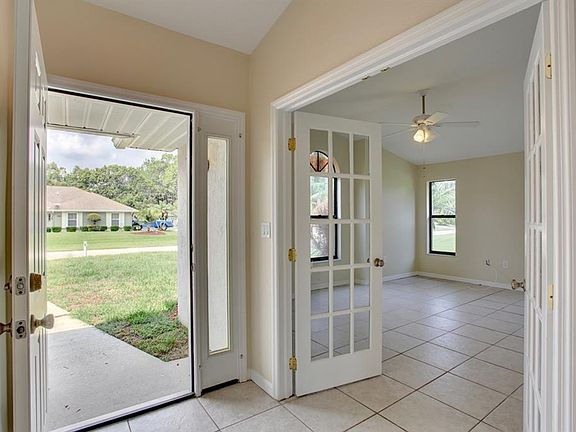 4th image of 1542 Esterbrook Ln
