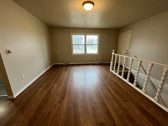 5th image of 5784 Madison Ave SE