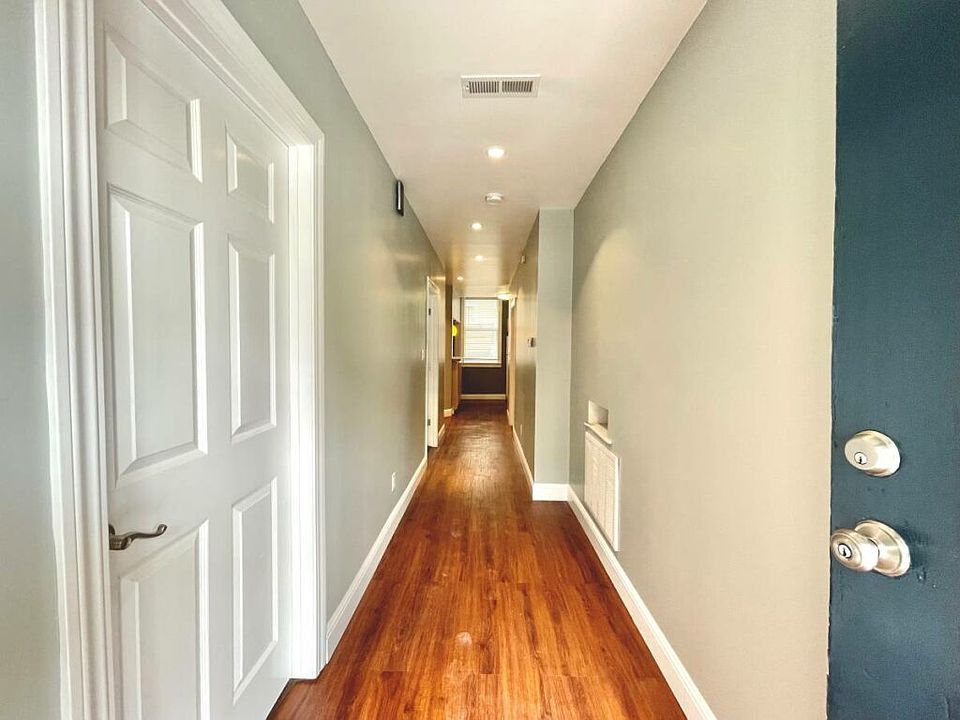 1st image of 510 Lyon St #510