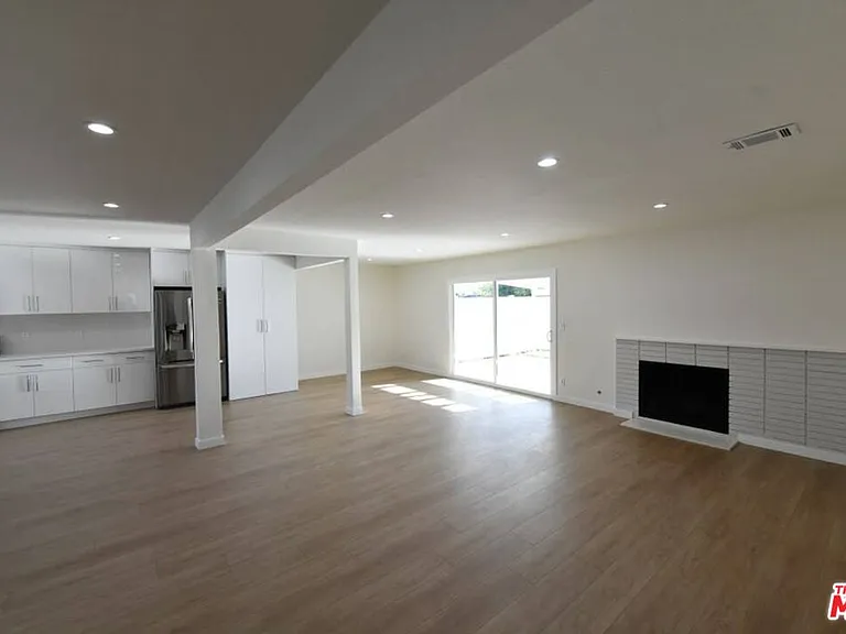 3125 Jacinto Ave — Photo 1