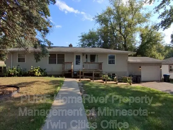 2670 5th Ave E, North Saint Paul, MN 55109