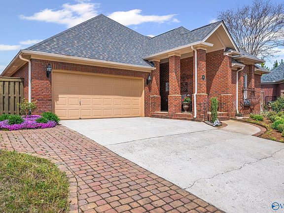 3rd image of 130 Canterbury Dr